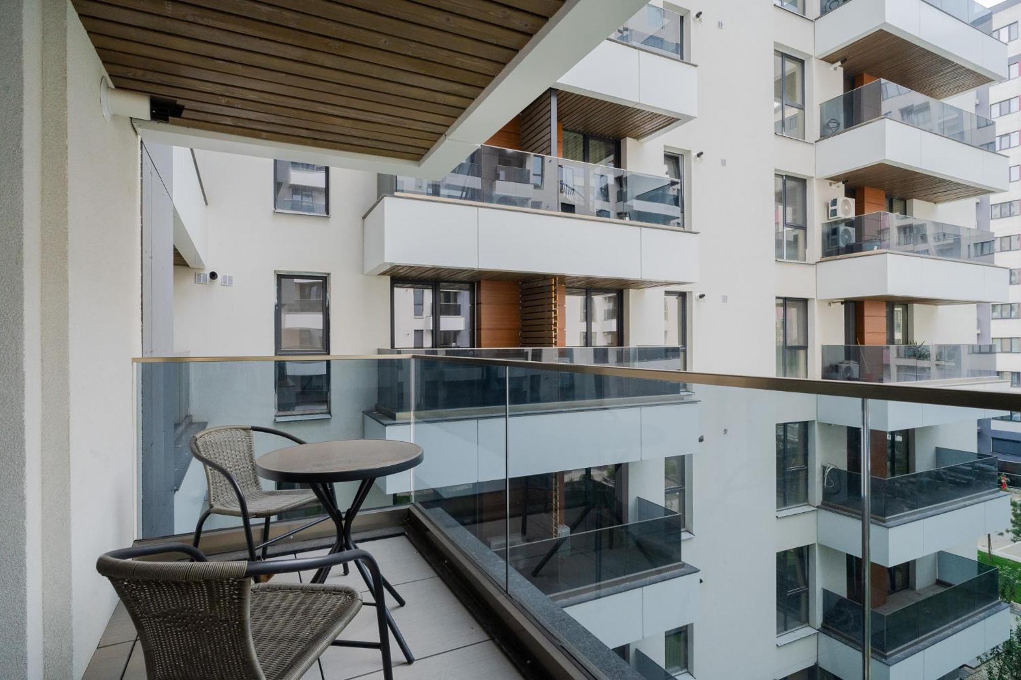 Amazing View Apartments - Iuliu Maniu & Politehnica Park Bucarest Esterno foto