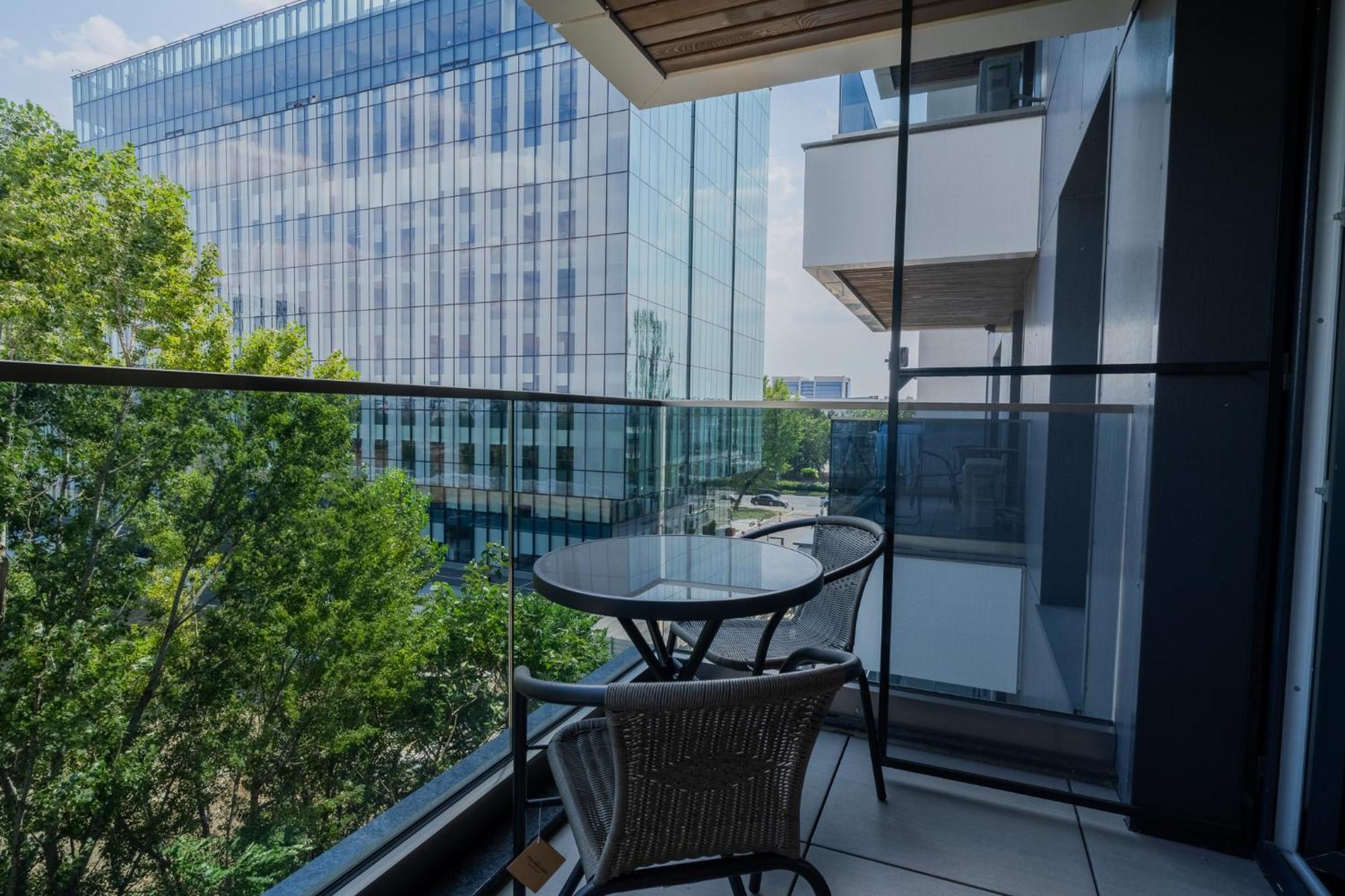 Amazing View Apartments - Iuliu Maniu & Politehnica Park Bucarest Esterno foto