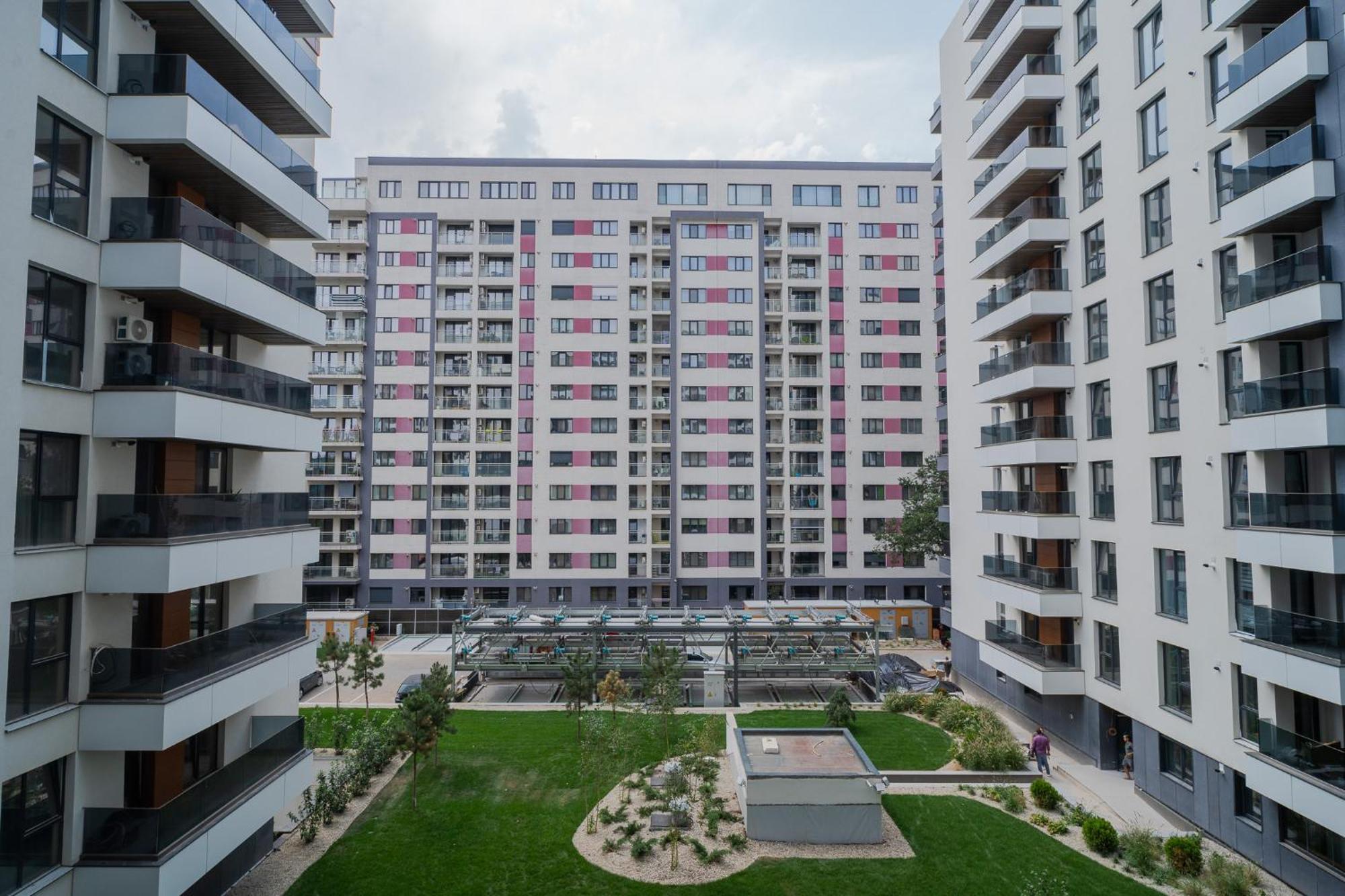 Amazing View Apartments - Iuliu Maniu & Politehnica Park Bucarest Esterno foto