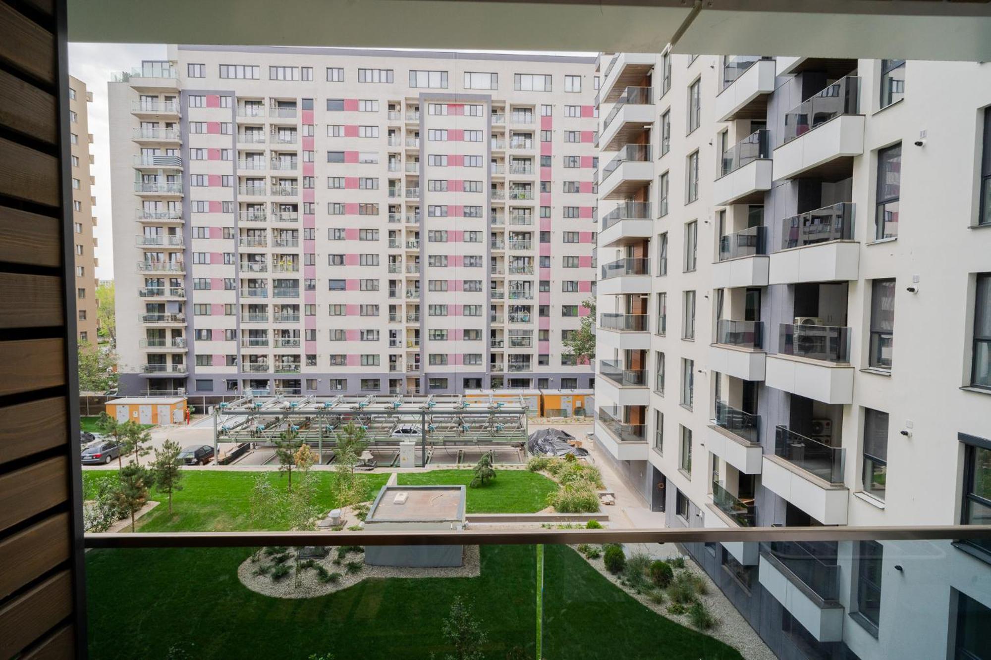 Amazing View Apartments - Iuliu Maniu & Politehnica Park Bucarest Esterno foto